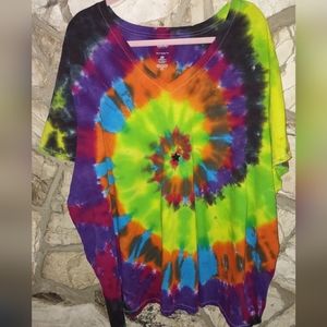 Women's Plus Size Tie Dye V-Neck T-shirt